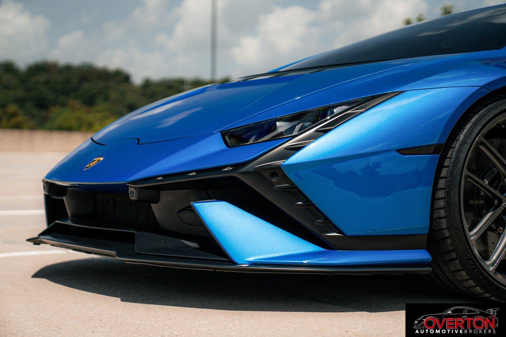 Used 2023 Lamborghini Huracan Tecnica RWD image 31