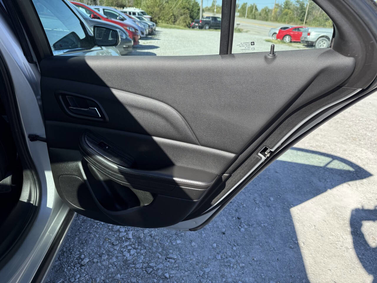 Used 2014 Chevrolet Malibu LT w/ Power Convenience Package image 16