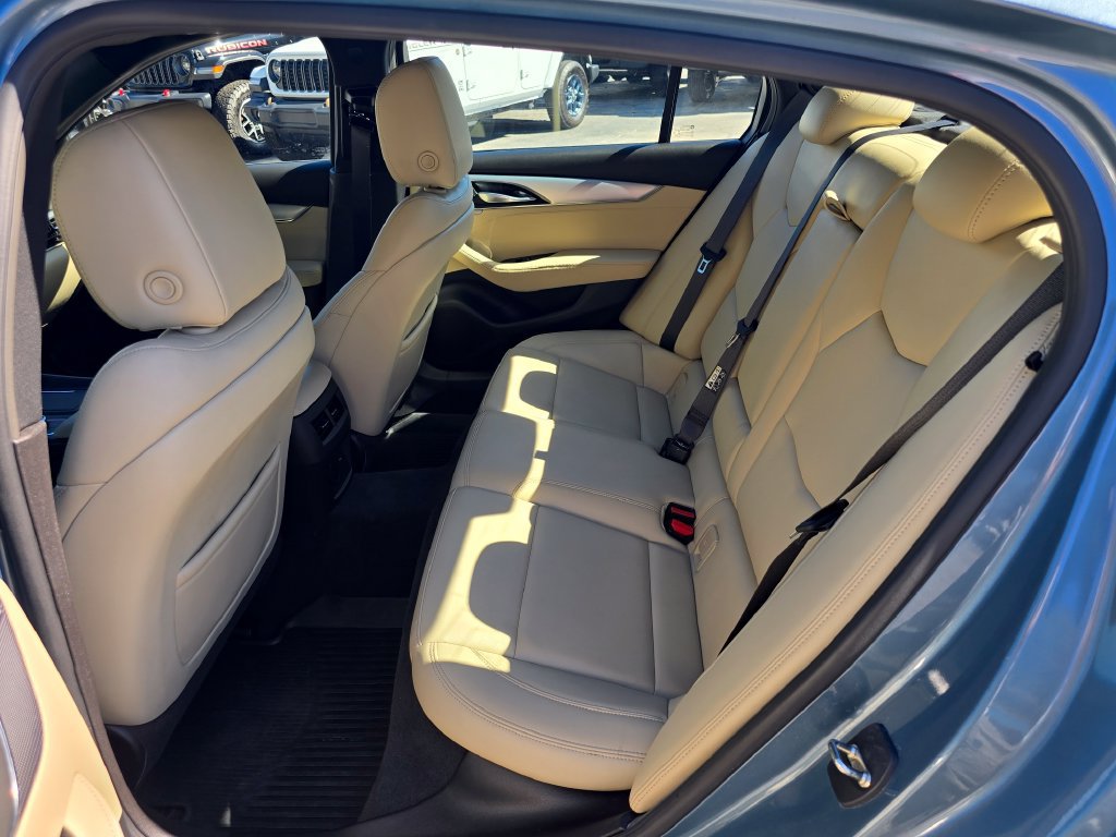 Used 2023 Cadillac CT5 Luxury w/ Sun And Sound Package AWD/4WD image 10