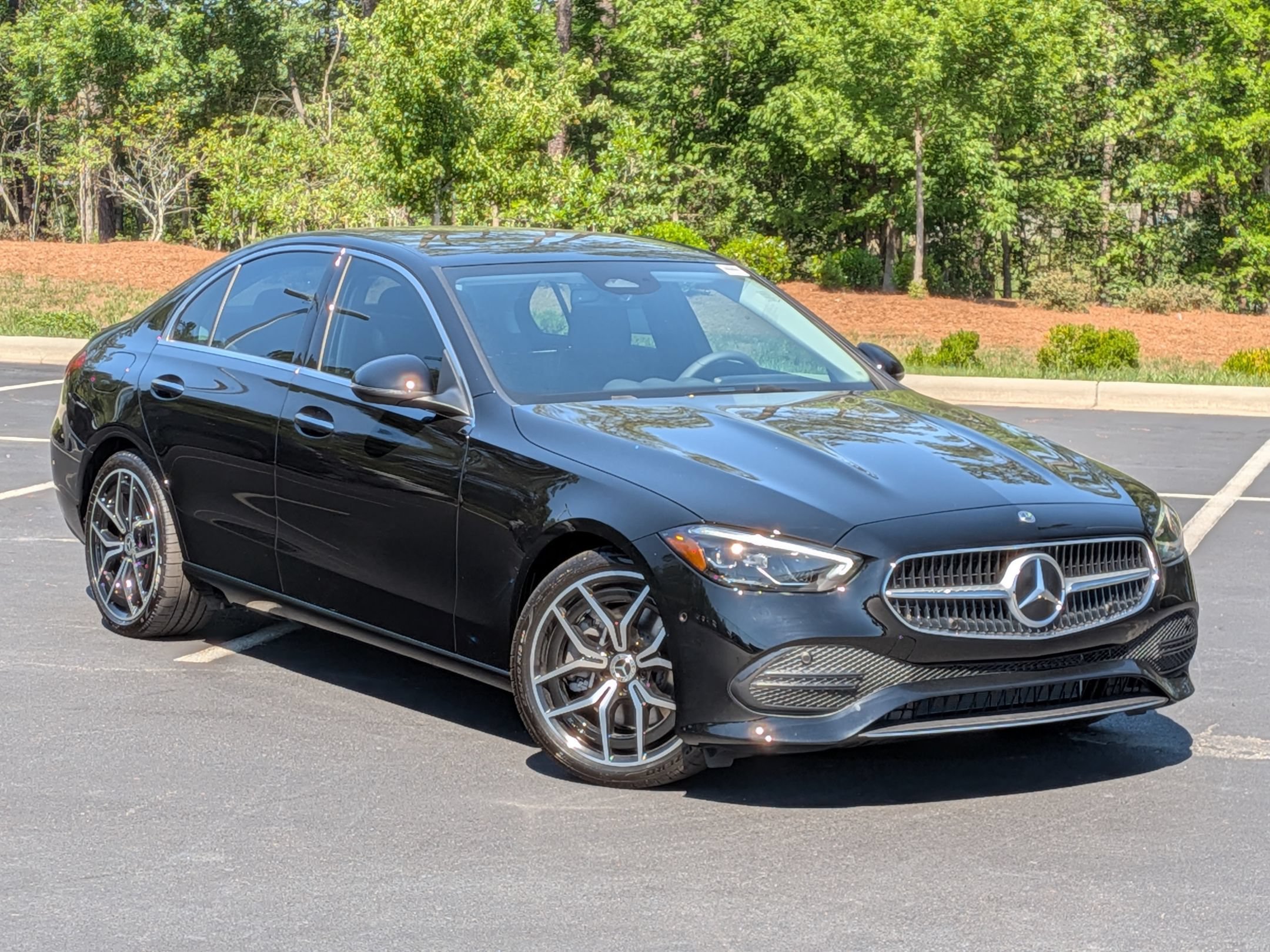 New 2026 Mercedes-Benz C 300 Sedan video 2