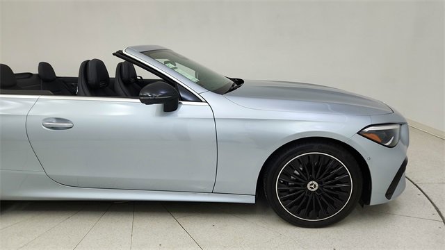 Used 2025 Mercedes-Benz CLE 300 4MATIC Cabriolet image 7