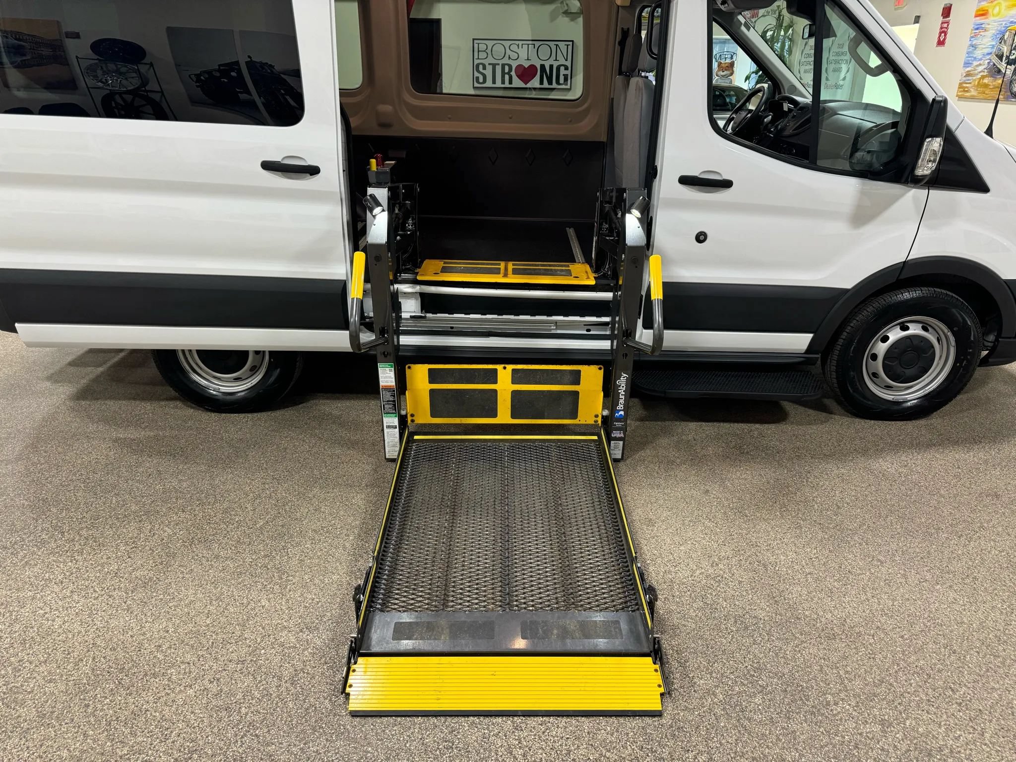 Used 2016 Ford Transit 150 130 Medium Roof RWD image 44