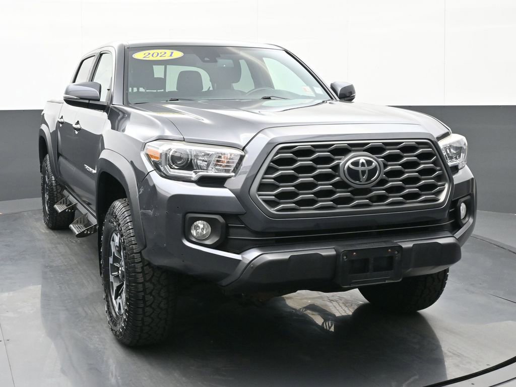 Used 2021 Toyota Tacoma TRD Off-Road image 8