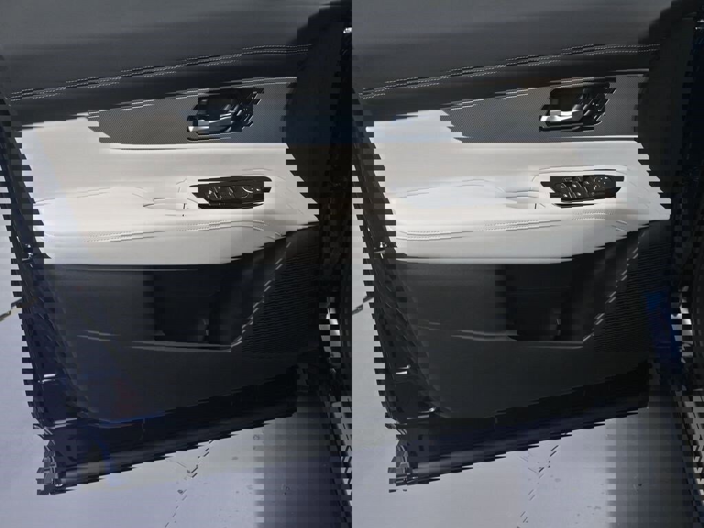 New 2025 Nissan Murano SL image 10