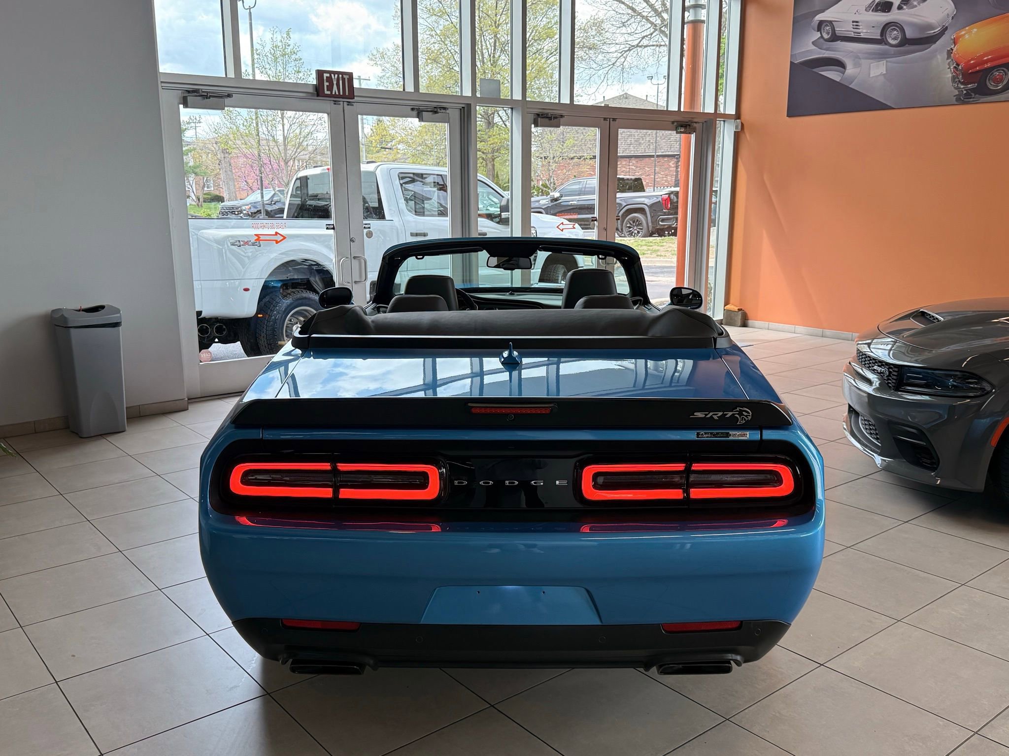 Used 2023 Dodge Challenger SRT Hellcat image 4