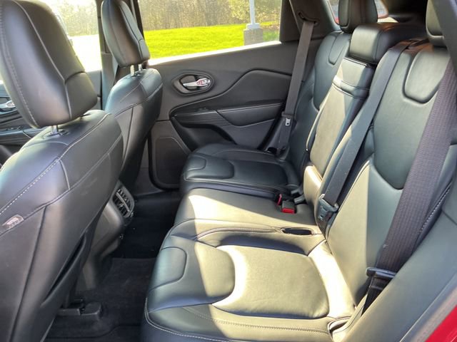 Used 2016 Jeep Cherokee Limited image 27