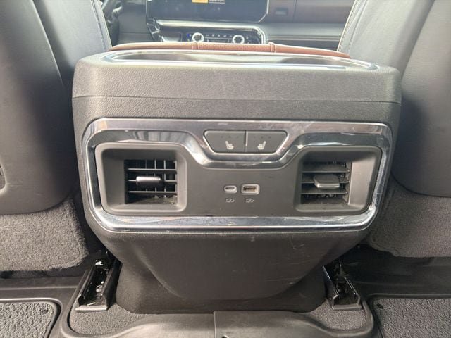 Used 2024 GMC Sierra 2500 Denali Ultimate AWD/4WD image 27