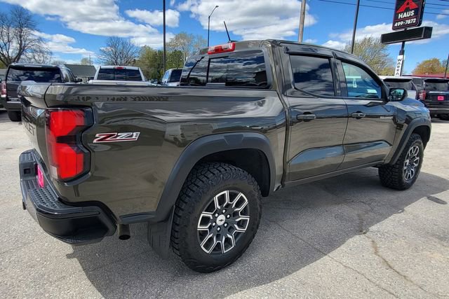 Used 2023 Chevrolet Colorado Z71 w/ Z71 Convenience Package 2 AWD/4WD image 8