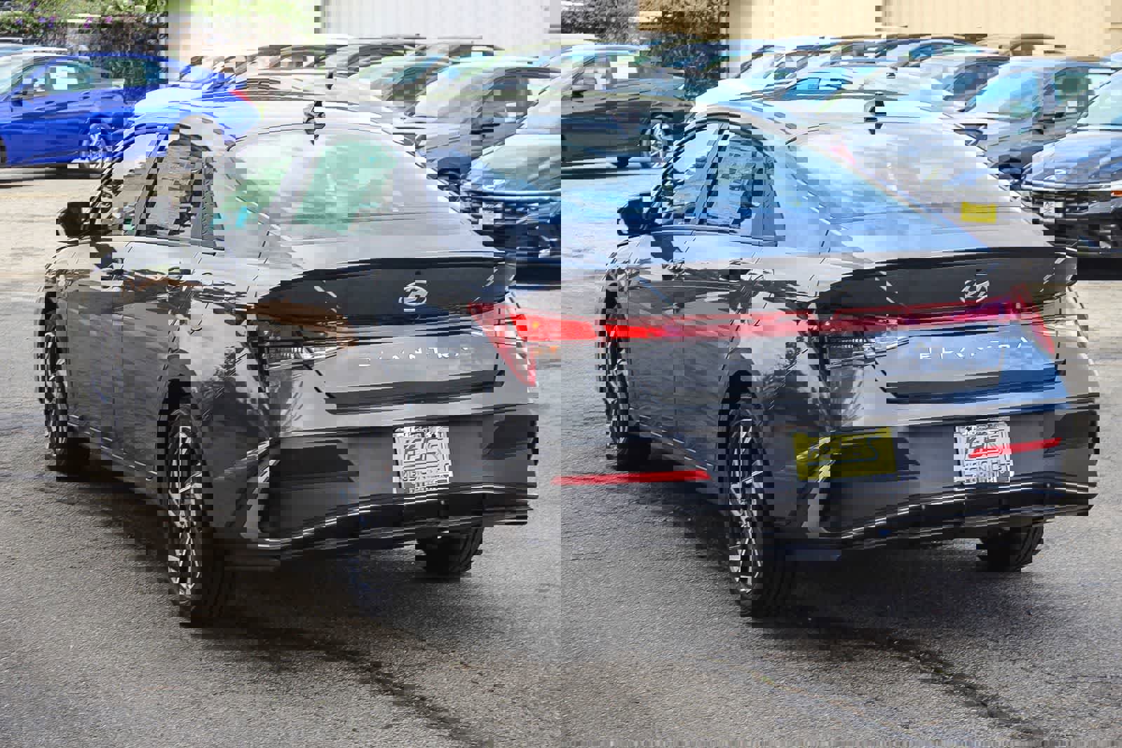 New 2025 Hyundai Elantra Sport image 4