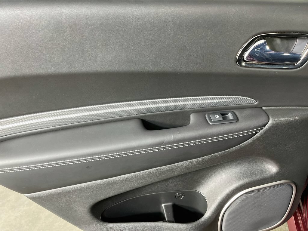 Used 2018 Dodge Durango SRT w/ SRT Interior Appearance Group AWD/4WD image 32