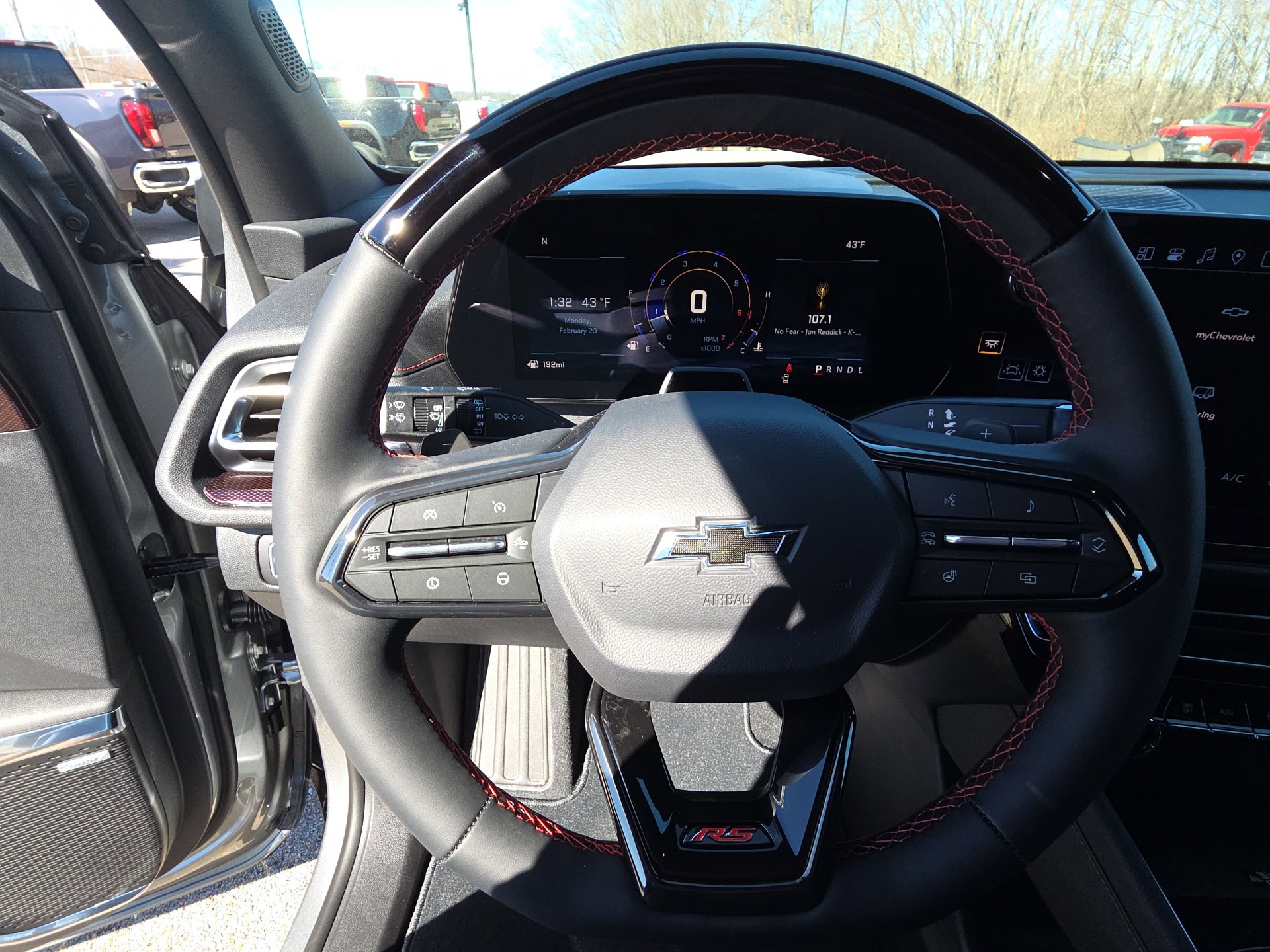 New 2026 Chevrolet Traverse RS FWD image 18