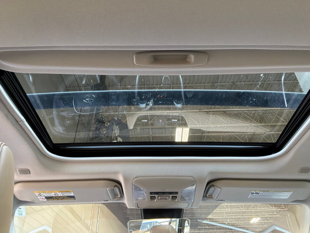 Used 2025 Toyota RAV4 XLE Premium FWD image 20