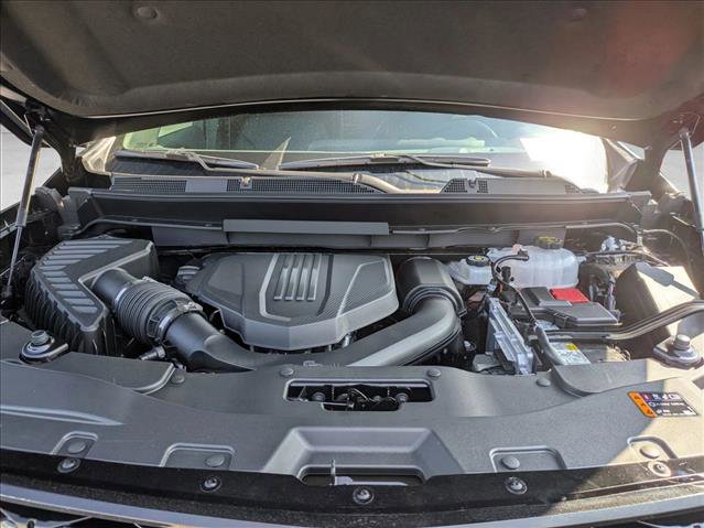 Used 2025 Chevrolet Traverse Z71 w/ Driver Confidence Package image 19