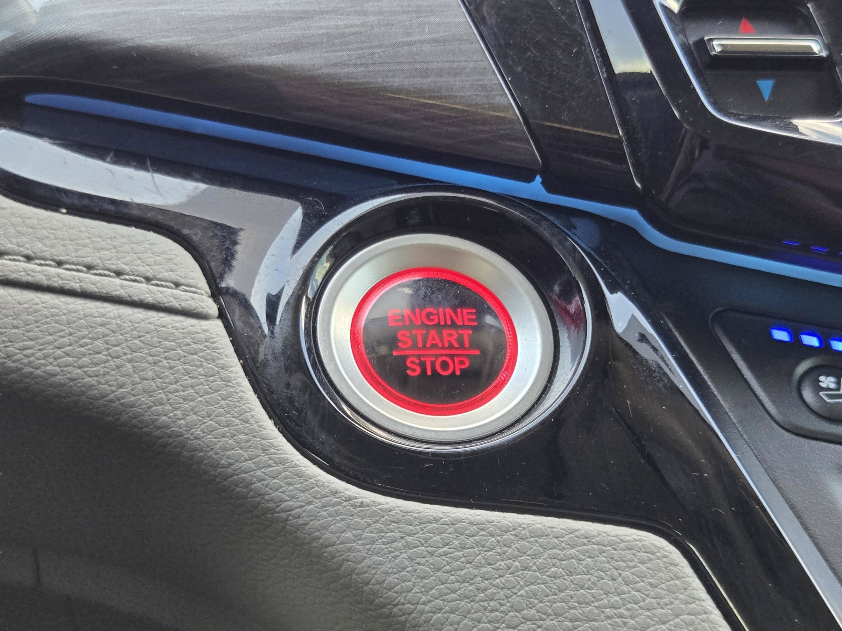 Certified 2024 Honda Odyssey Elite image 16