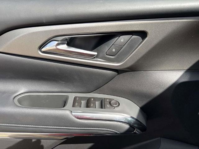 New 2026 Chevrolet Traverse LT image 14