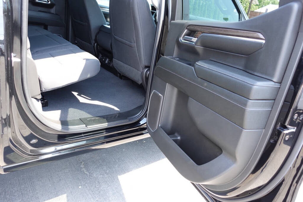 Used 2024 Chevrolet Silverado 1500 LT AWD/4WD image 29