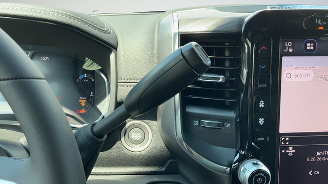 New 2027 RAM 3500 Laramie w/ Towing Technology Group AWD/4WD image 18