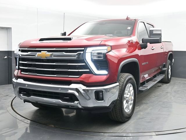 Used 2025 Chevrolet Silverado 2500 LTZ w/ LTZ Convenience Package image 10