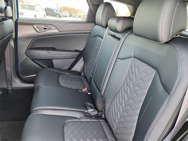 New 2026 Kia Sportage X-Line w/ X-Line Technology Package image 16