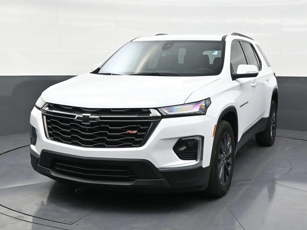 Used 2023 Chevrolet Traverse RS FWD image 8