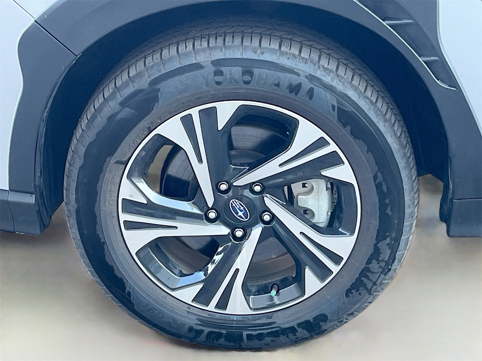 Used 2024 Subaru Crosstrek 2.0i Premium image 28