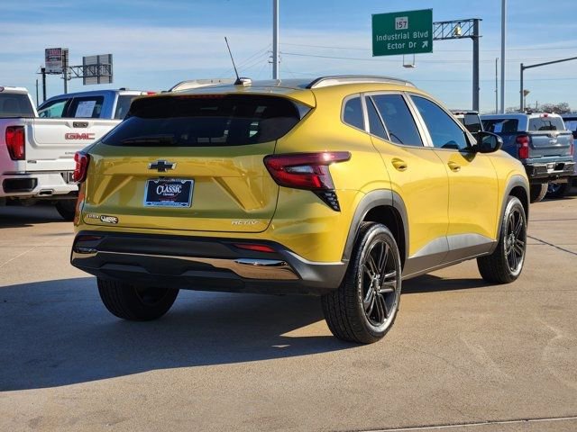 Used 2024 Chevrolet Trax ACTIV w/ Driver Confidence Package image 14
