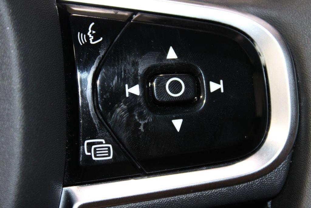 Used 2023 Volvo XC60 B6 Ultimate w/ Climate Package AWD/4WD image 43