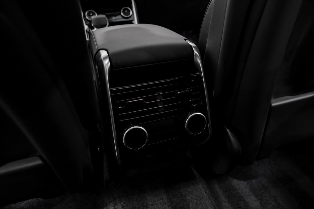 Used 2023 Land Rover Range Rover SE image 30