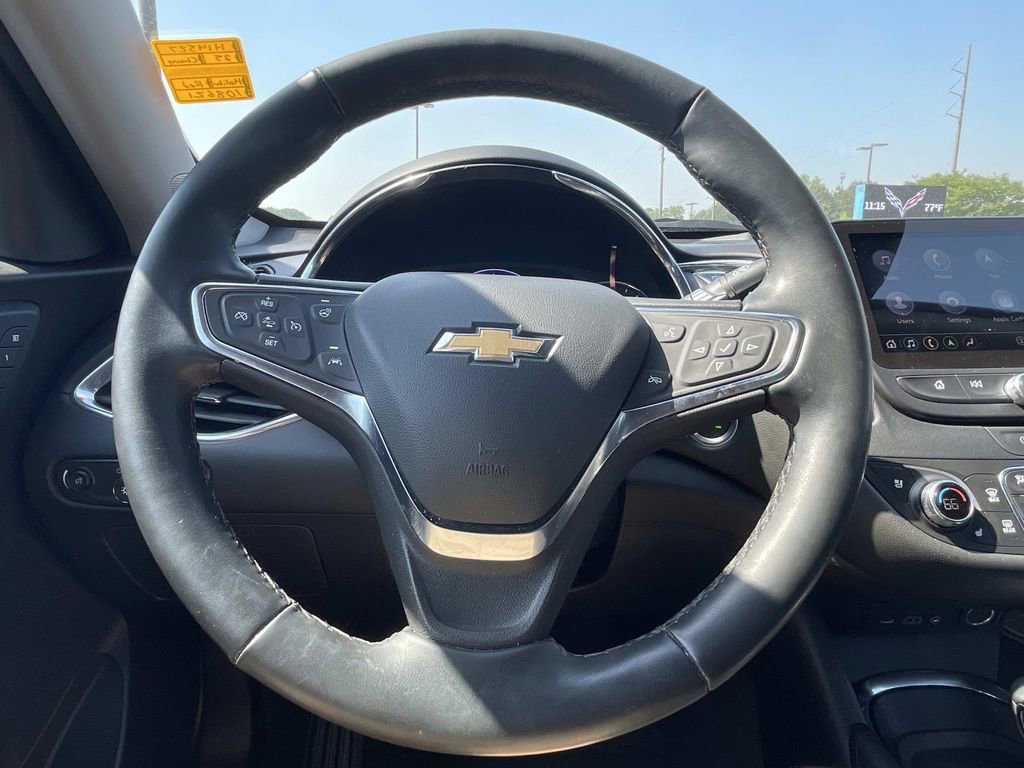 Used 2025 Chevrolet Malibu LT FWD image 26