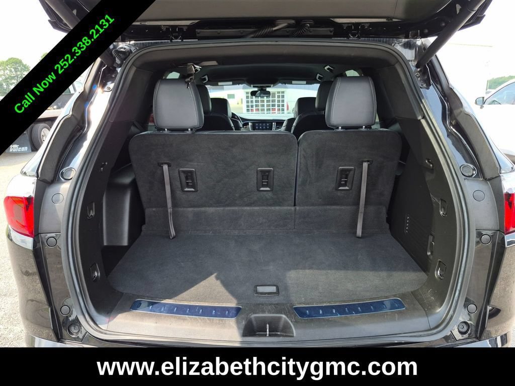 Used 2023 Buick Enclave Essence w/ Sport Touring Edition FWD image 24