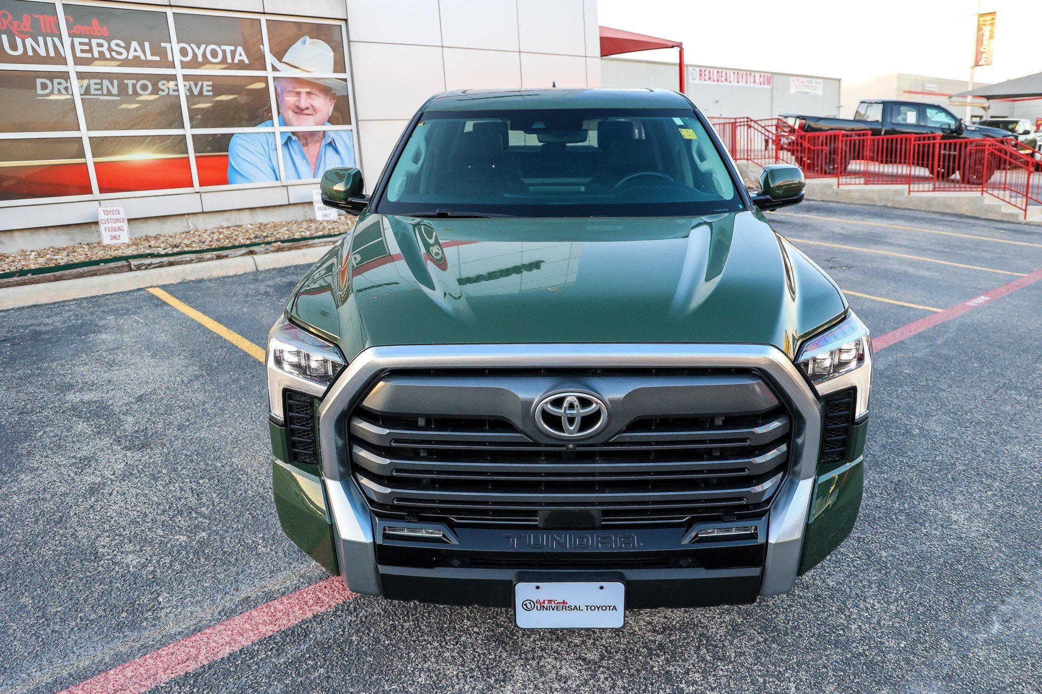 Used 2022 Toyota Tundra Limited RWD image 4