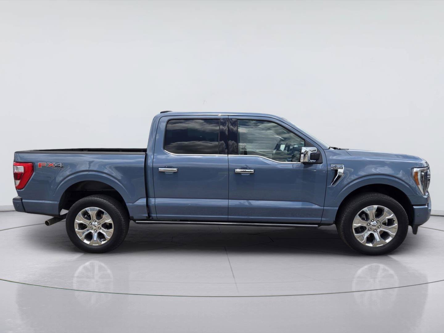 Certified 2023 Ford F150 Platinum w/ Equipment Group 701A High AWD/4WD image 4