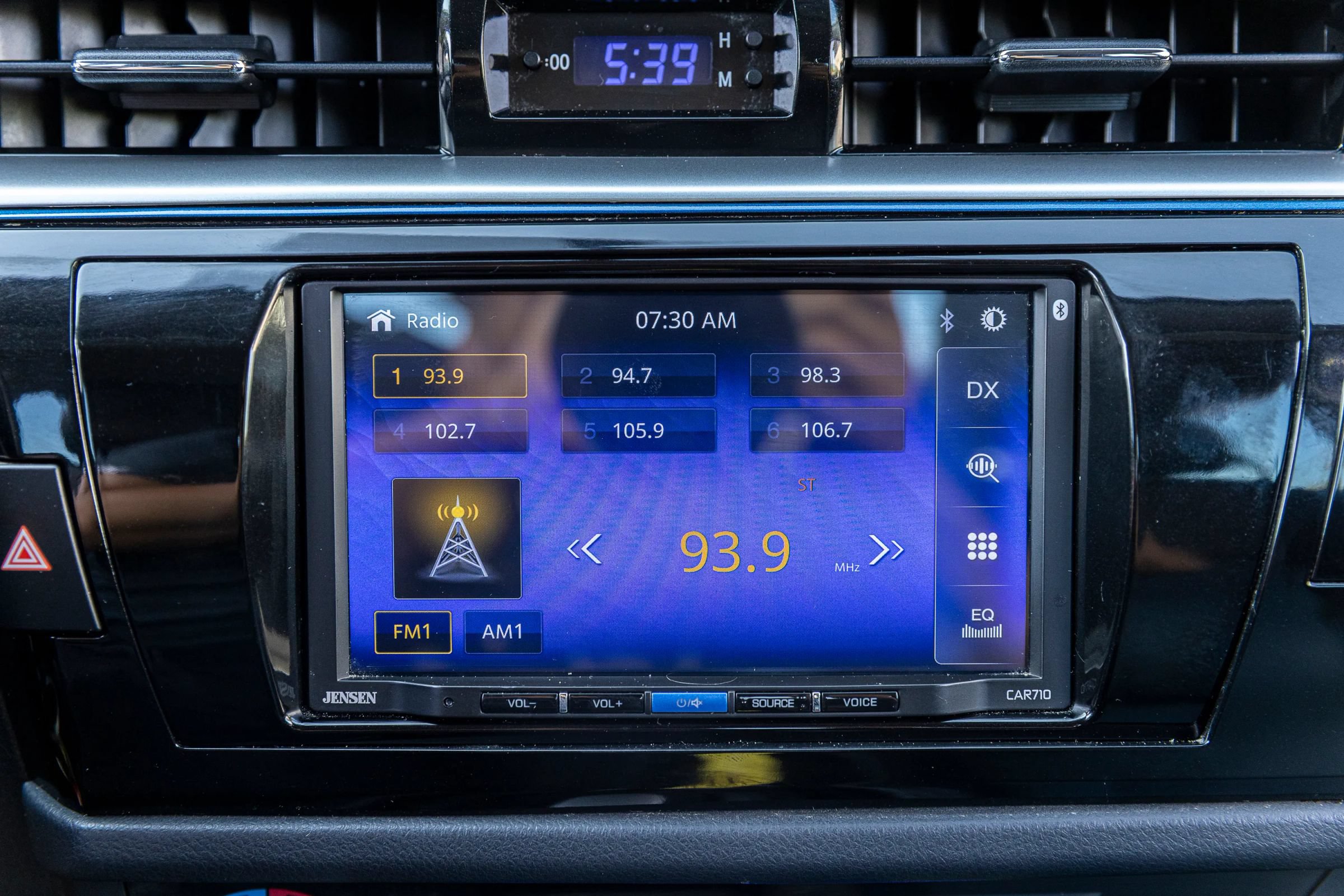 Used 2015 Toyota Corolla S FWD image 17