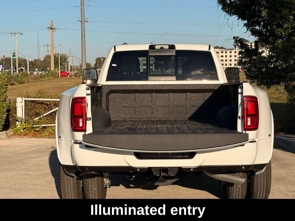 New 2026 RAM 3500 Longhorn AWD/4WD image 44