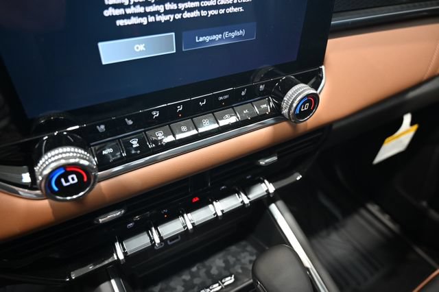 New 2026 GMC Canyon AT4 w/ Technology Plus Package AWD/4WD image 19
