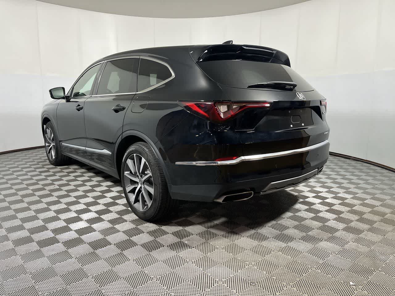 Certified 2025 Acura MDX SH-AWD w/ Technology Package image 6