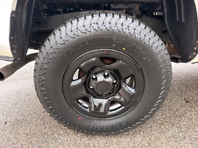 Used 2023 Toyota Tacoma SR AWD/4WD image 27
