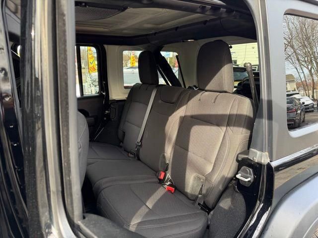 Used 2023 Jeep Wrangler Sport image 21
