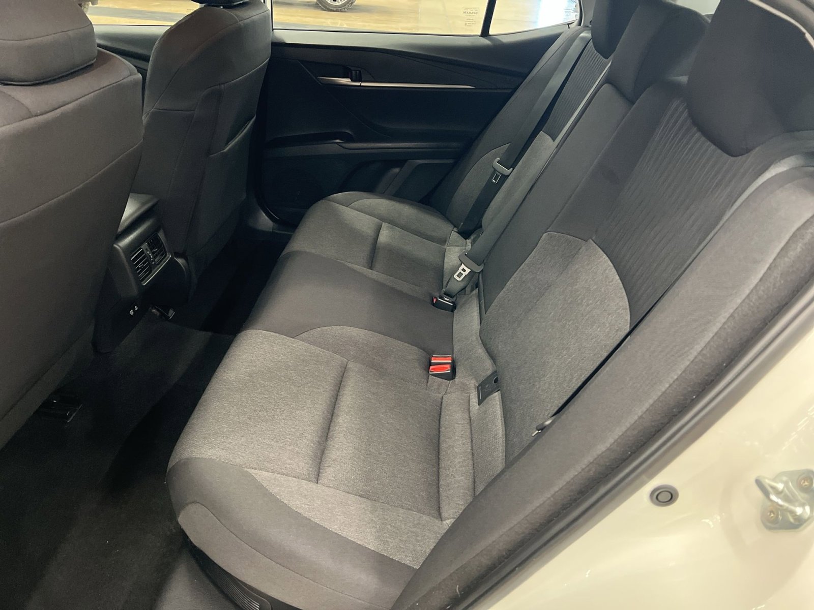 Used 2025 Toyota Camry LE image 22