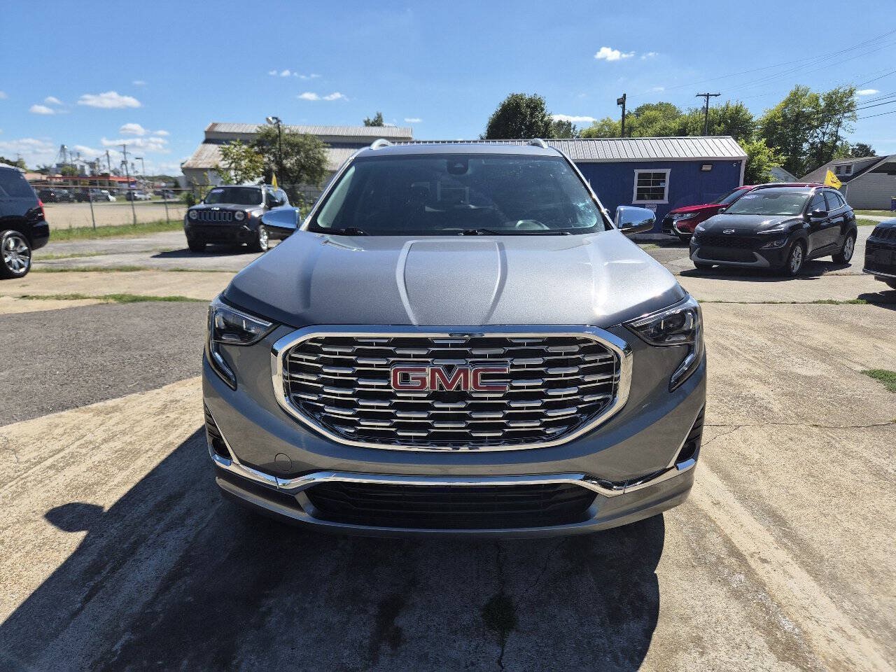 Used 2019 GMC Terrain Denali w/ Driver Alert Package II AWD/4WD image 8