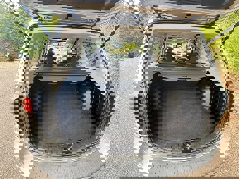 Used 2010 Subaru Forester 2.5X Premium image 8