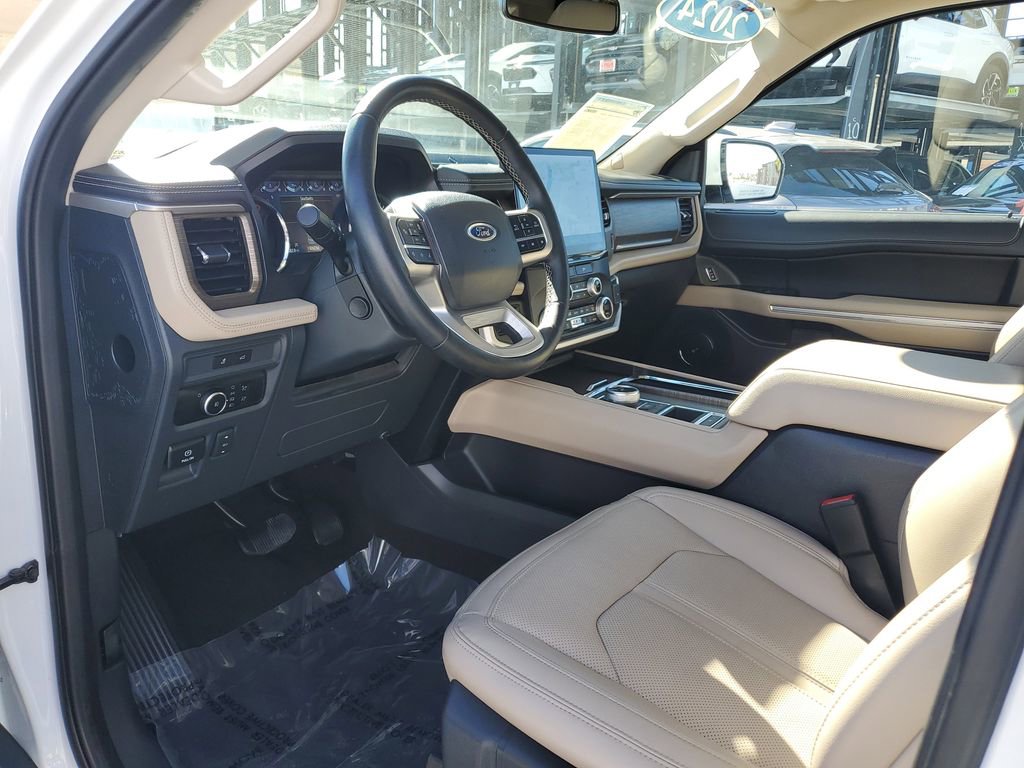Used 2024 Ford Expedition Max Limited image 22