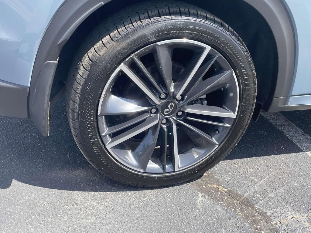 Used 2023 INFINITI QX55 Essential image 7