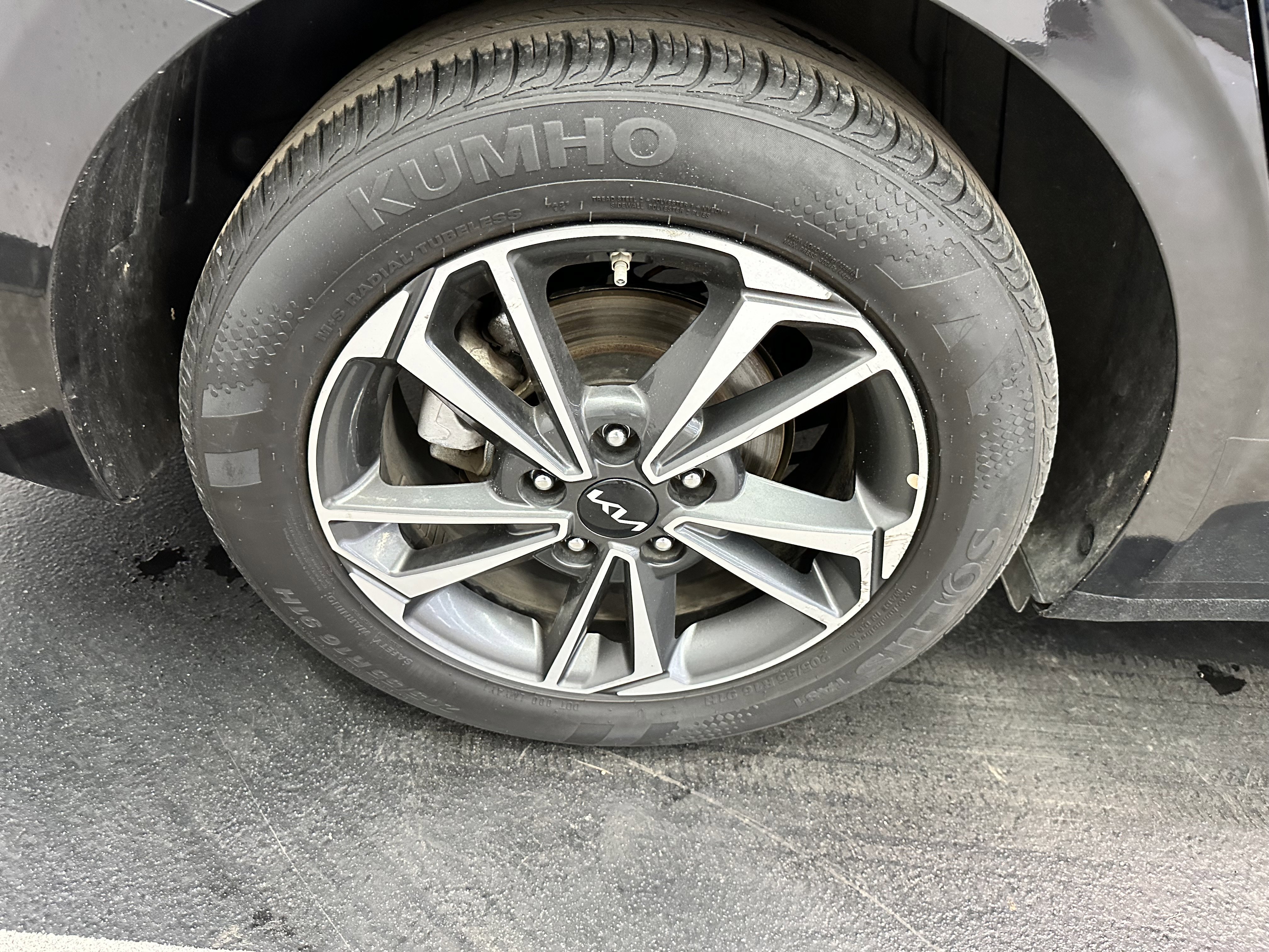 Used 2024 Kia Forte LXS image 63