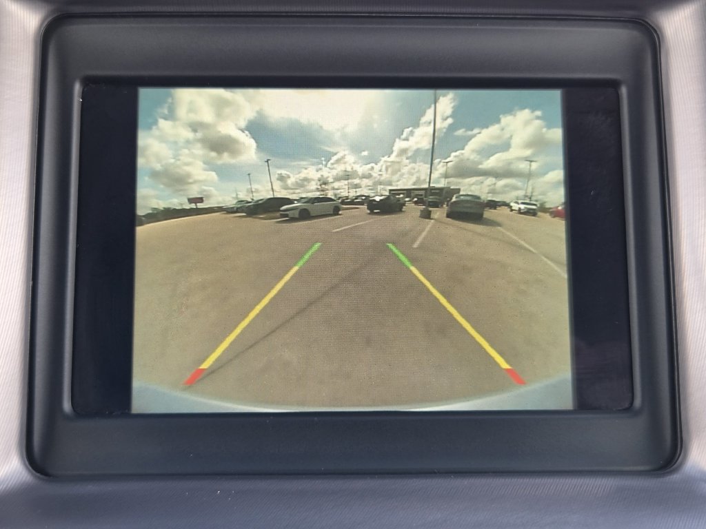 Used 2022 Dodge Charger SXT RWD image 16