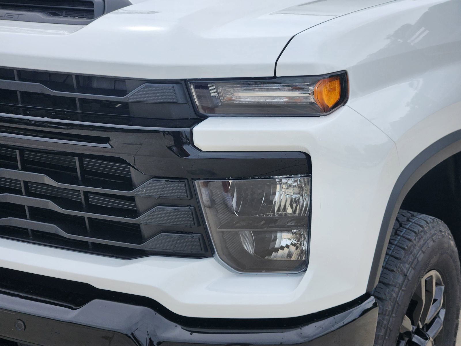 New 2026 Chevrolet Silverado 2500 Custom w/ Custom Value Package AWD/4WD image 9