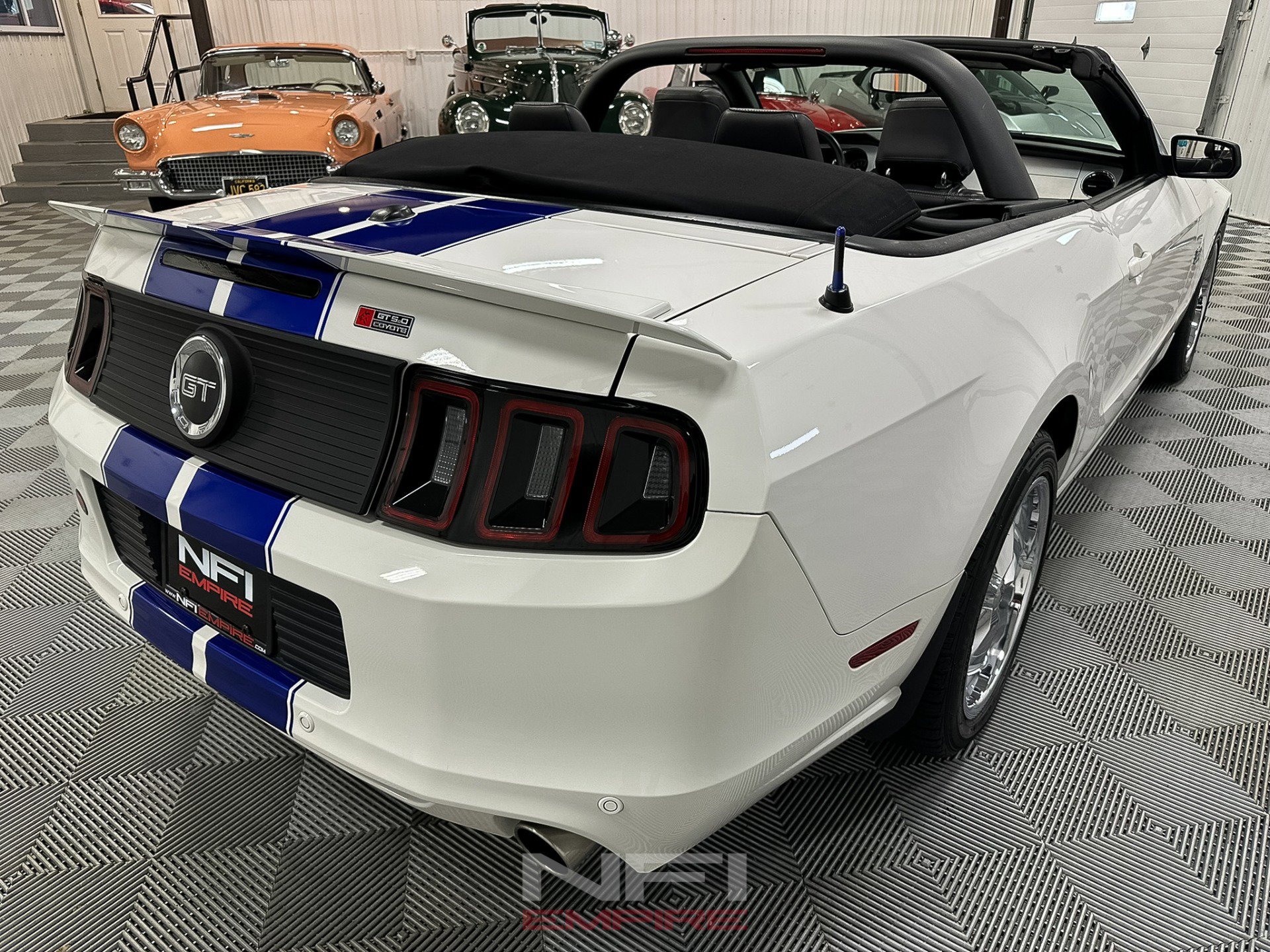 Used 2013 Ford Mustang GT Premium w/ Security Pkg image 14