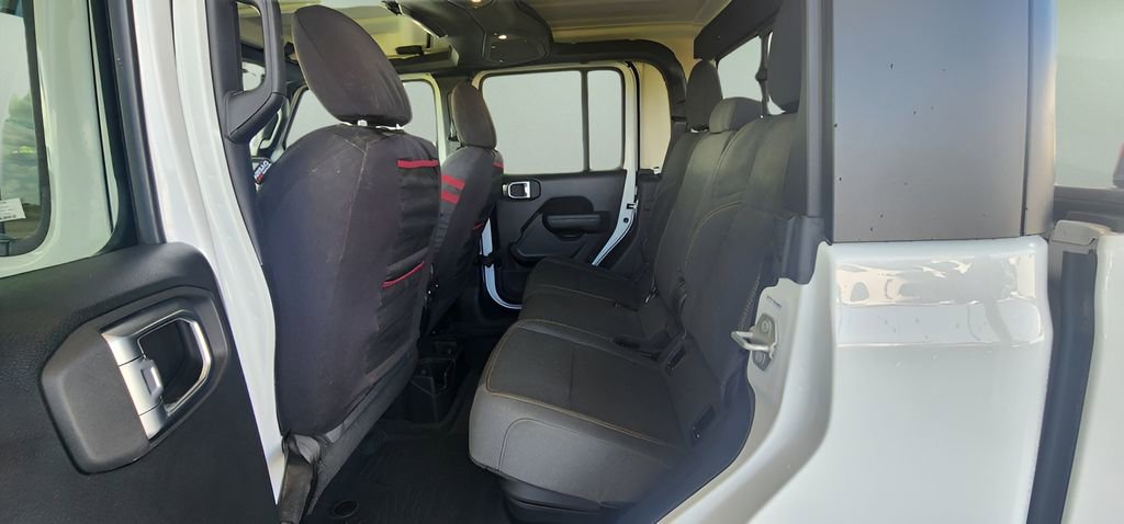 Used 2024 Jeep Gladiator Sport image 19