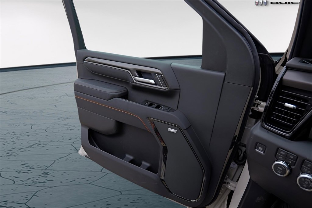 New 2026 GMC Sierra 2500 AT4 w/ AT4 Premium Plus Package image 19