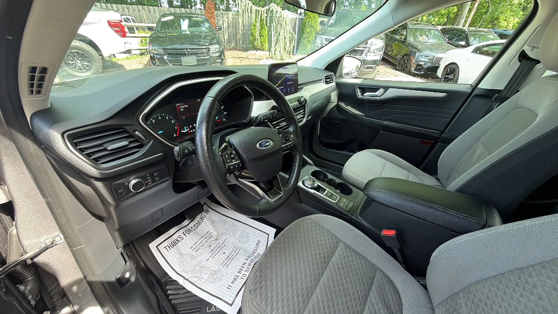 Used 2021 Ford Escape SE w/ SE Sport Appearance Package AWD/4WD image 19
